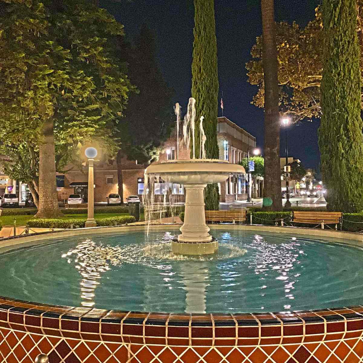 fountain-header (1) a large pool of water